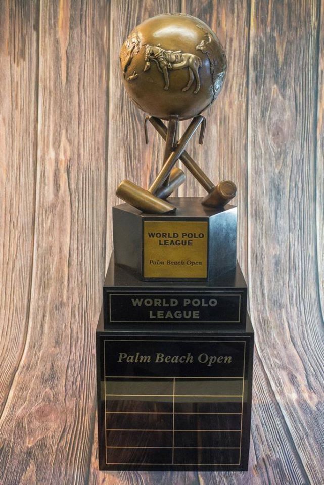 Taça transitória da World Polo League (crédito - Grand Champions Polo Club)